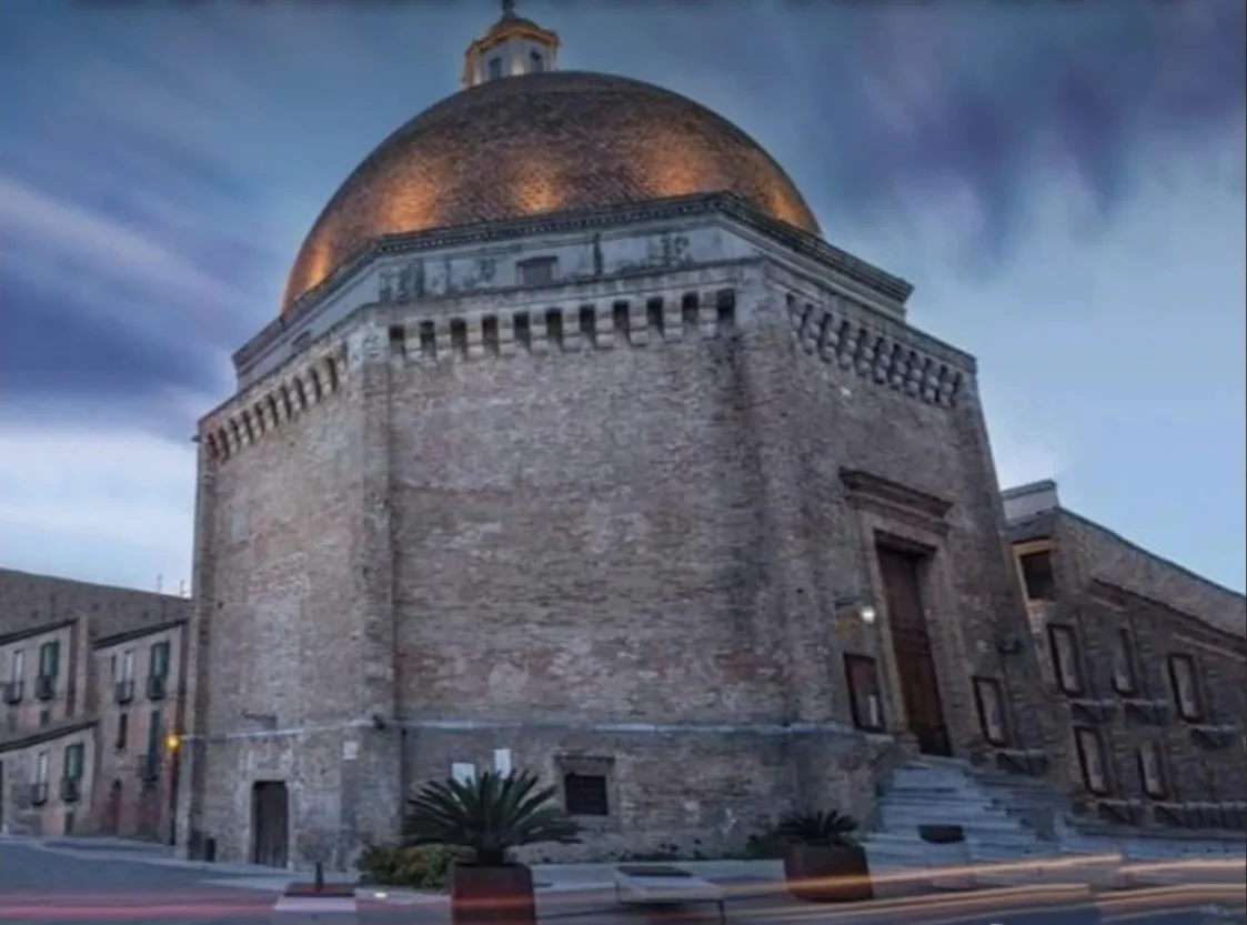 Giulianova, un ciondolo dedicato alla città rappresentante il Duomo di San Flaviano