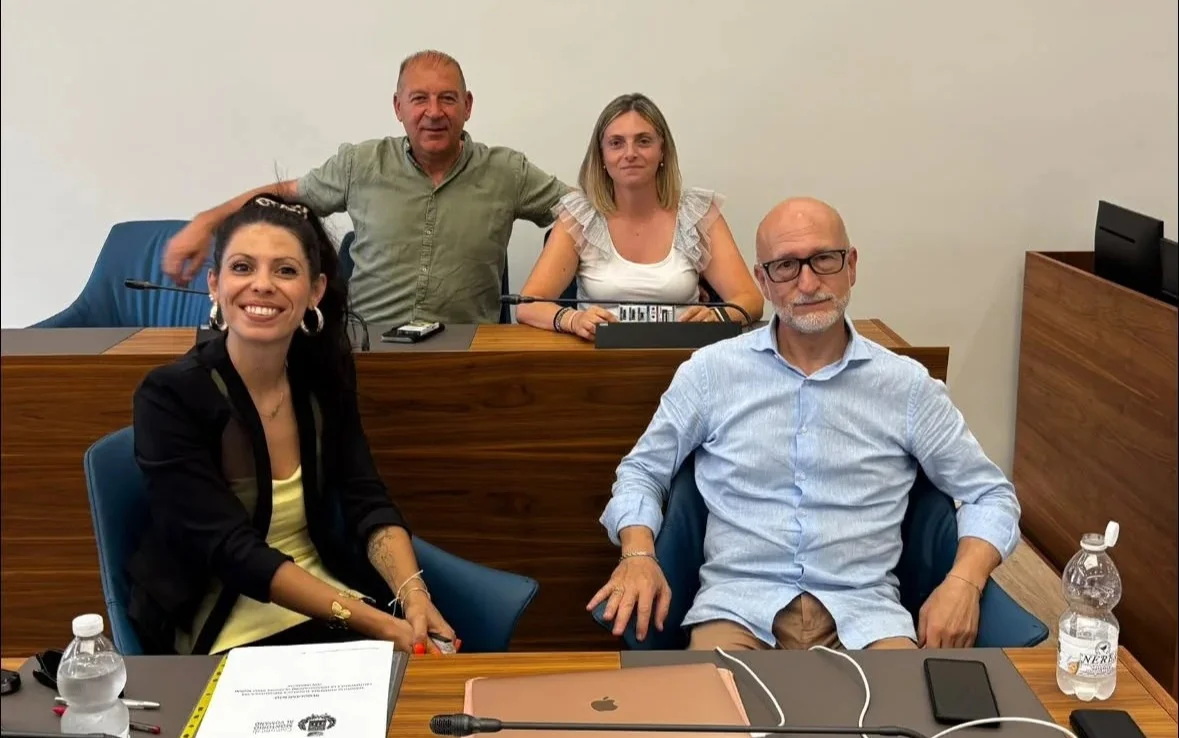 Visione Comune: "C'è un incarico montoriese poco trasparente?"