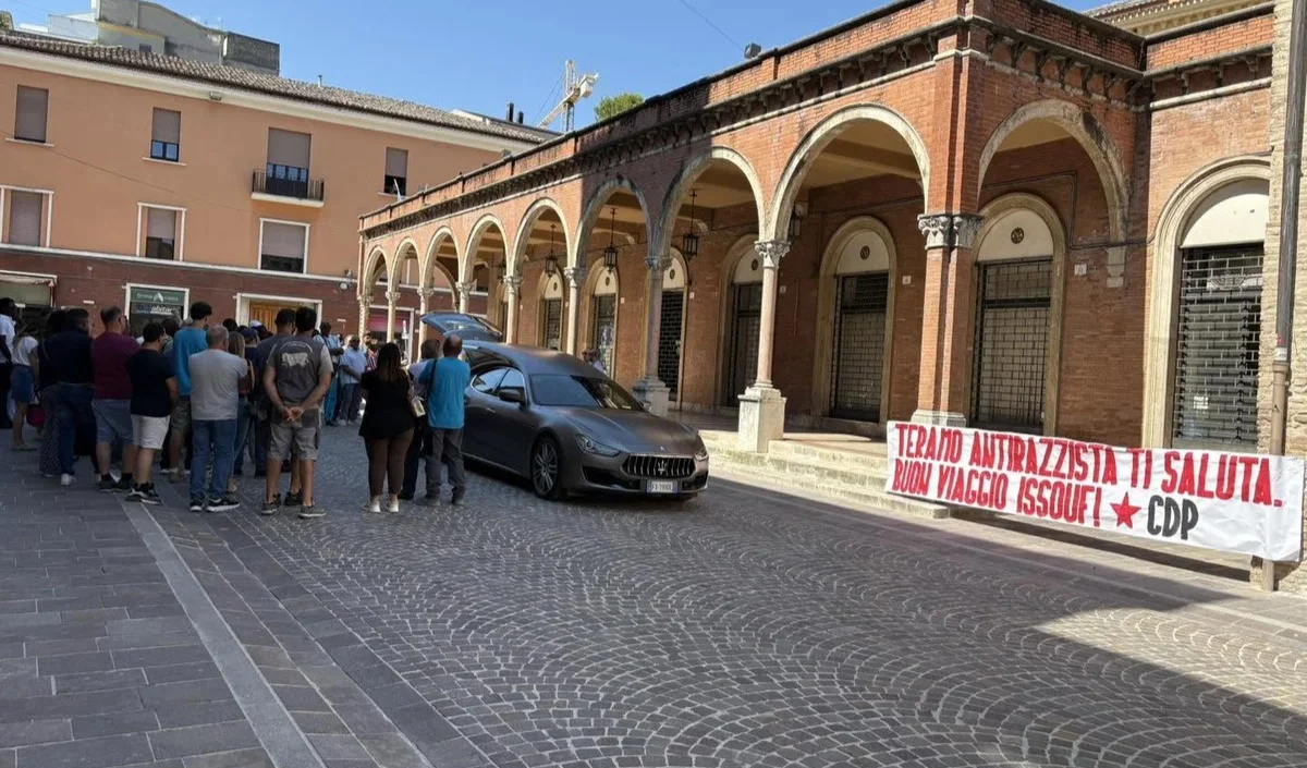 FOTO | La Casa Del Popolo saluta Issouf Koné