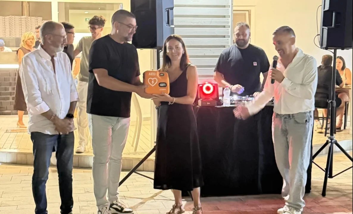 Nursind, un defibrillatore alla città di Giulianova
