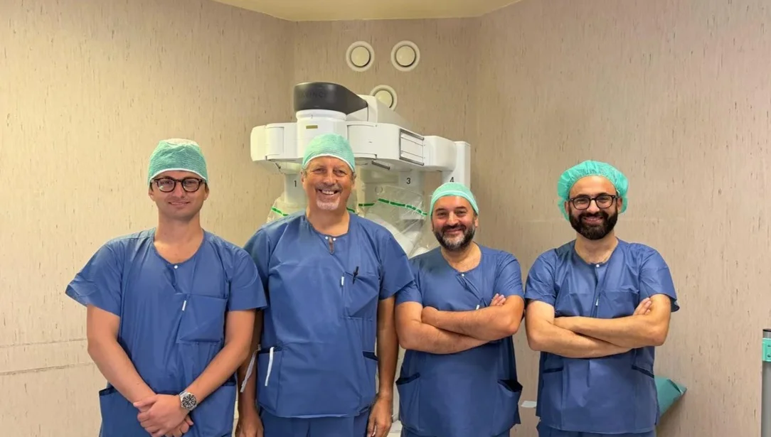 Urologia, innovativo intervento alla prostata con chirurgia robotica