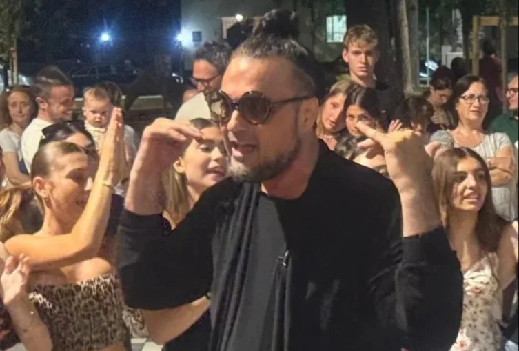 VIDEO | La tre giorni dell'Ipogeo de La Notte dei Serpenti teramana si sposta in piazza Martiri