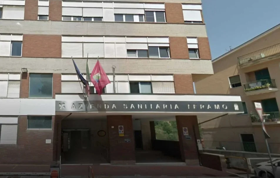 Liste di attesa, l'incoerenza tra la bocciatura di Agenas e l'ottimismo dell'ASR