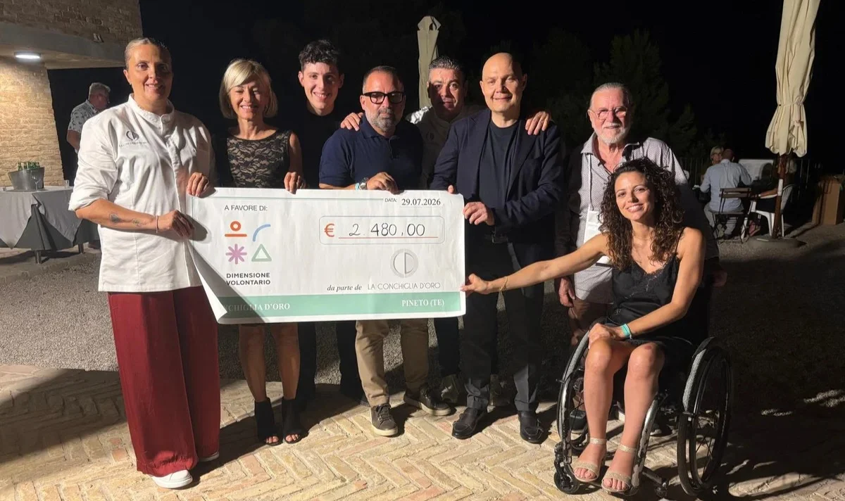Serata di gusto e solidarietà a Pineto: raccolti 2.480 euro per Dimensione Volontario ODV