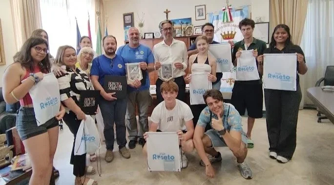 FOTO | Roseto degli Abruzzi accoglie i ragazzi del Campo Azzurro Lions