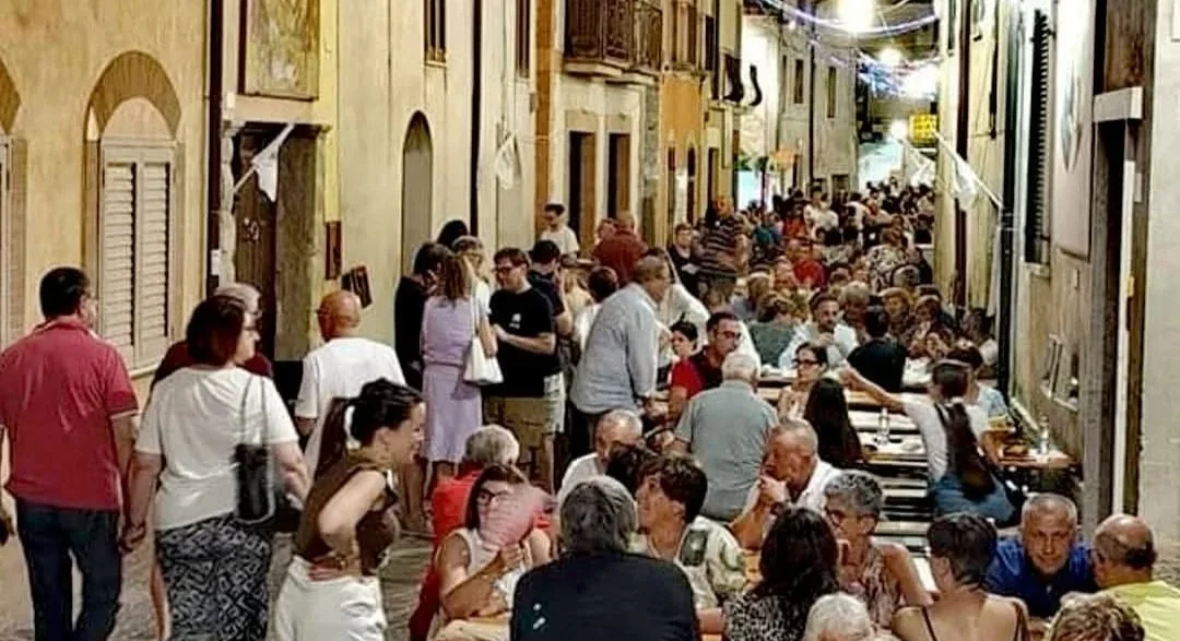 Sagra degli Spaghetti al Pesto Casolano, delle Anguille e del Baccalà