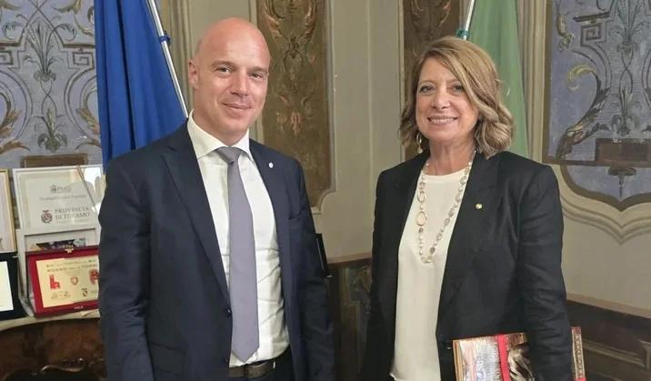 Il nuovo Prefetto Mariano in visita alla Provincia di Teramo