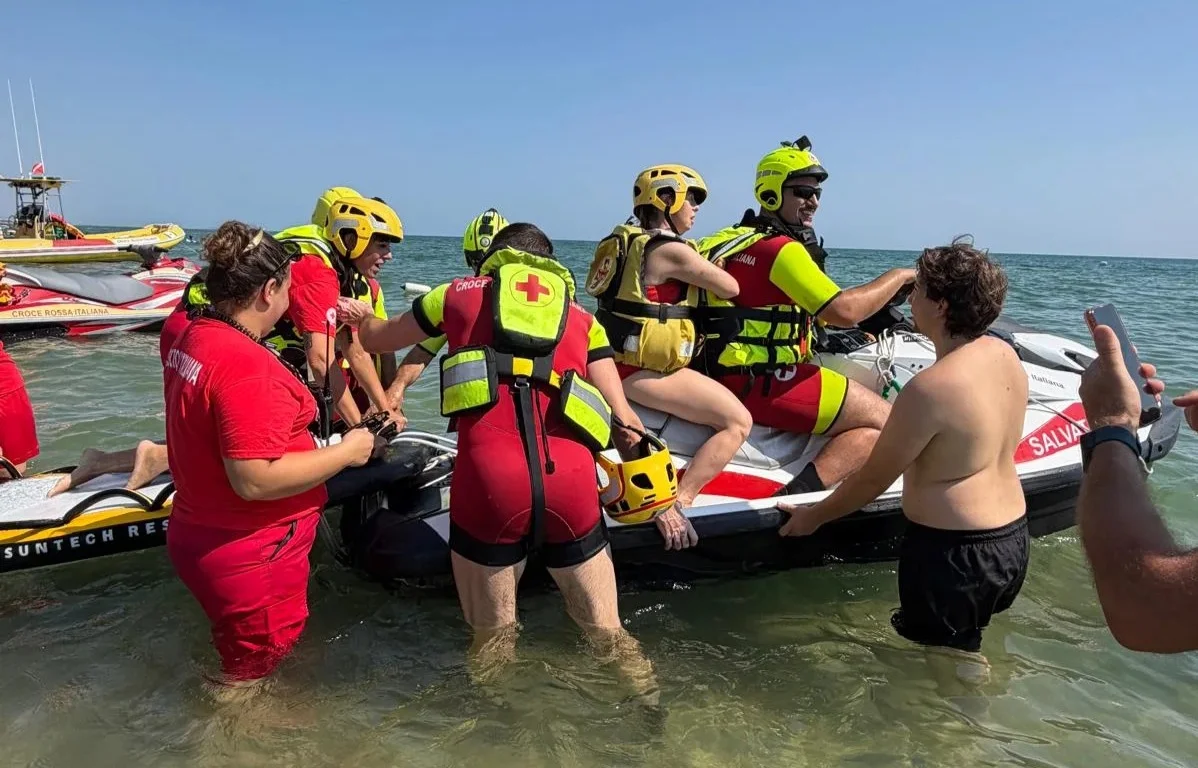 “Inclusione dA Mare”, 25 ragazzi disabili sulle moto d'acqua a Giulianova