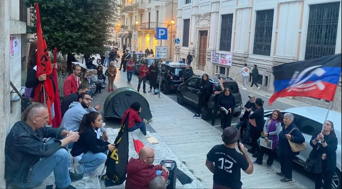 Casa del Popolo, meno soldi per gli eventi e più attenzione alle politiche della casa