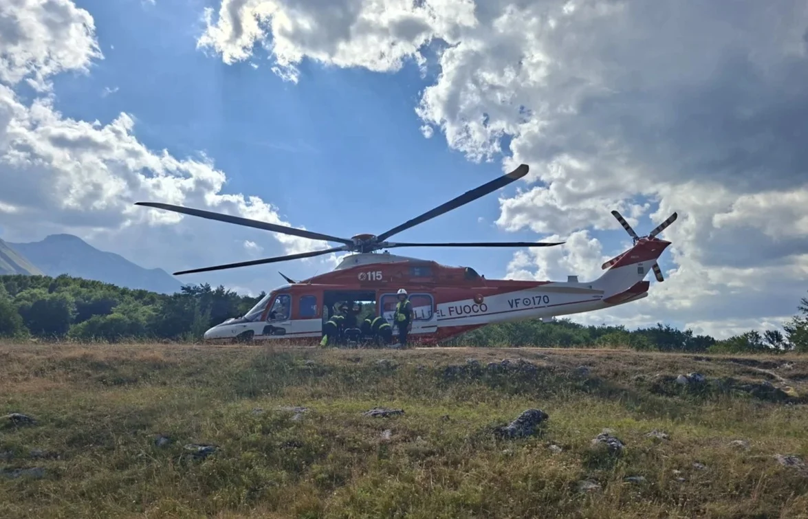Gran Sasso, donna soccorsa dai vigili del fuoco nei pressi del Rifugio Franchetti