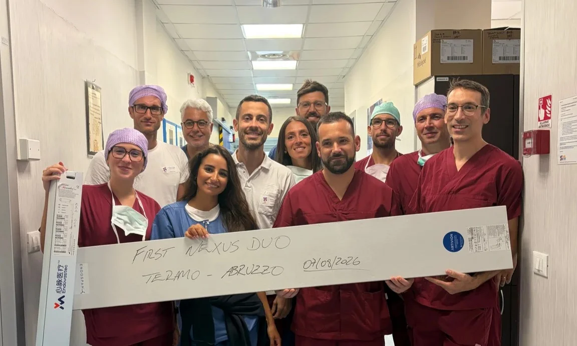 Una svolta per l'arco aortico: a Teramo impiantata un’innovativa endoprotesi