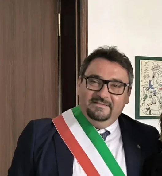 Riaprono le scuole, la lettera del sindaco di Teramo agli studenti
