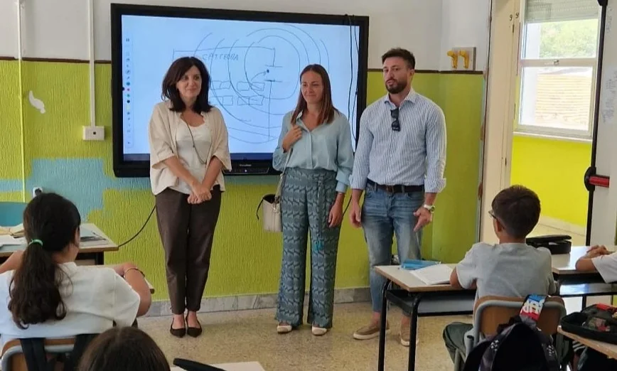 Giulianova, il buon inizio di anno scolastico del sindaco Costantini e dell'assessora Albani