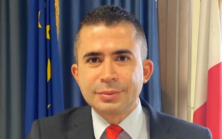 Economia, Paolucci: "L'Abruzzo sta benissimo? La realtà è altra"