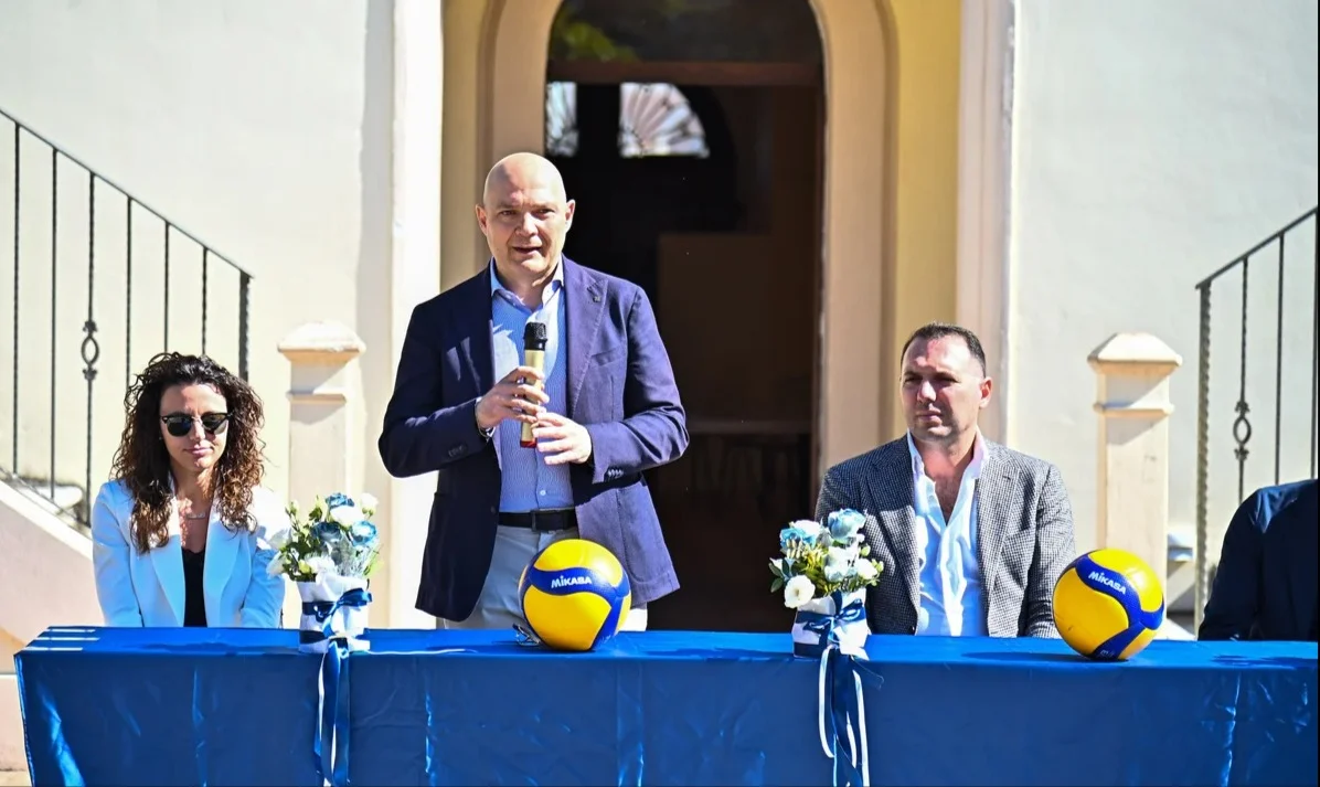 Volley A2, a Villa Filiani si è presentata alla città l'Abba Pineto