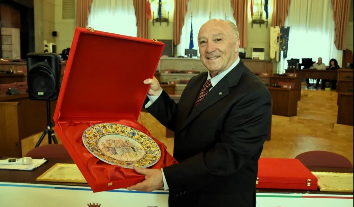 Premio “Abruzzo Corale 2026” al maestro Concezio Leonzi