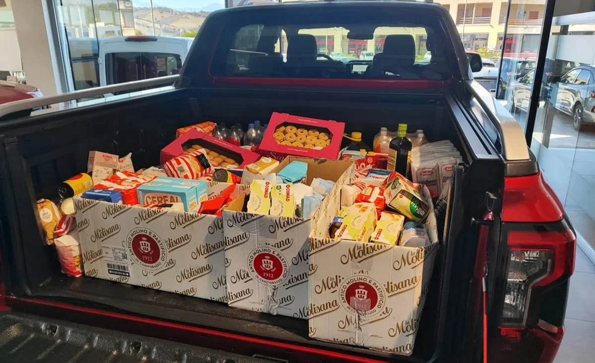 Raccolta alimentare della Ford Decar, oltre 100kg per il Banco di Solidarietà