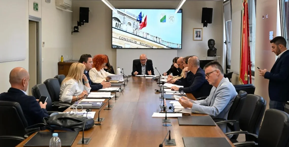 Prevenzione e contrasto incendi boschivi, ok a risoluzioni in Commissione