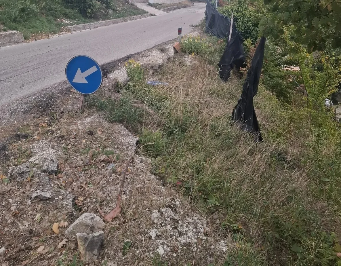 Ioanella, frana lungo la strada provinciale: il consigliere Brandimarte chiede un intervento urgente