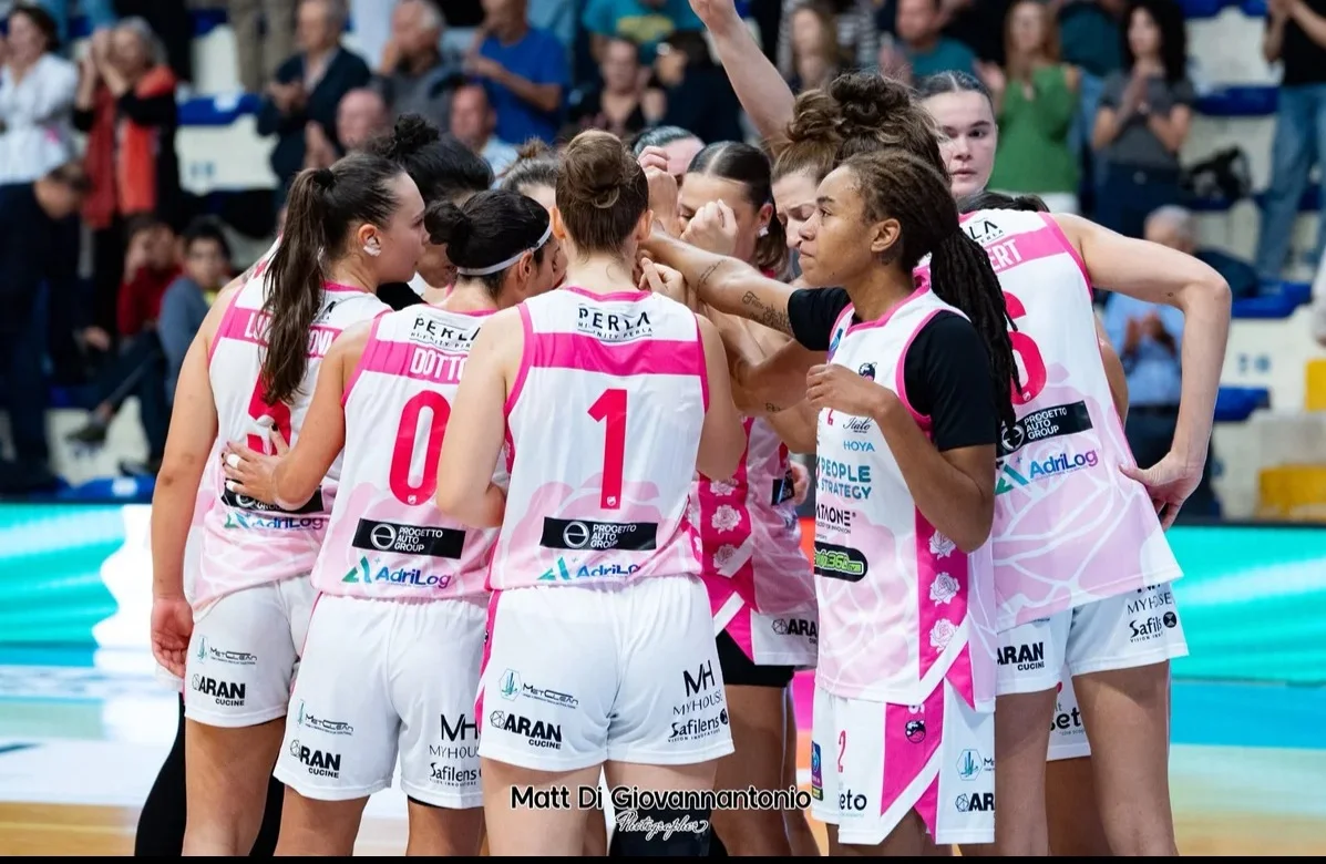 Basket A, Panthers su di giri: battuta Livorno (79-74)