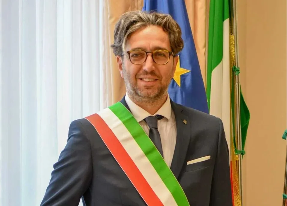 Scritte infamanti contro il Sindaco di Roseto degli Abruzzi