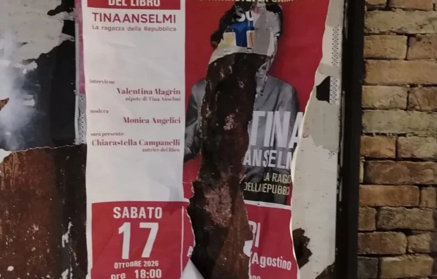 Atri, strappati i manifesti dell'incontro su Tina Anselmi. Esposto di SI