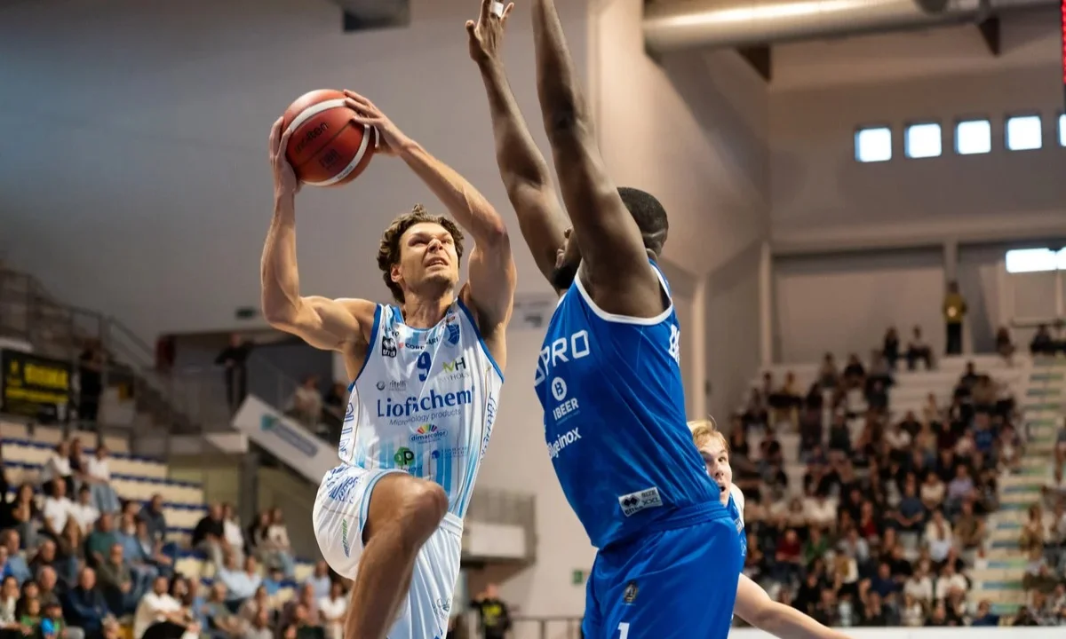 Basket B, primo passo falso per la Liofilchem: Fabriano vince (76-78)