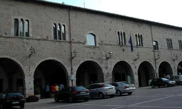 Svolta Campli: "Si chiedono sacrifici ai lavoratori ma l’indennità del sindaco è intoccabile"