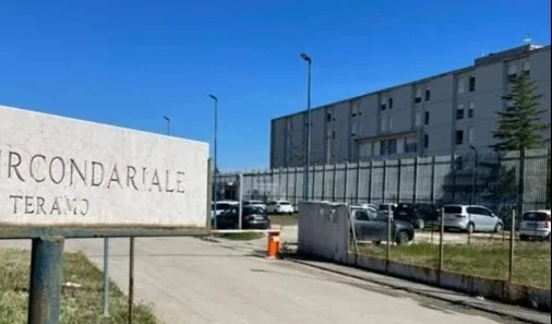Castrogno, droga nelle scarpe e cellulari nei pacchi postali