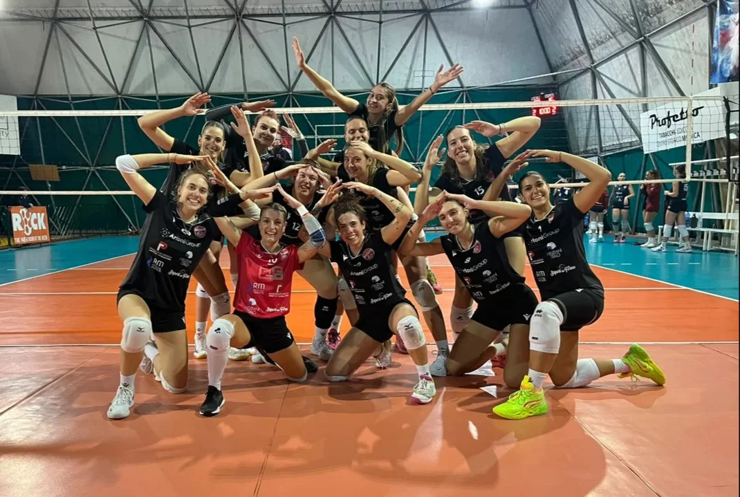 Volley B,  Futura: colpaccio a Modica (2-3)