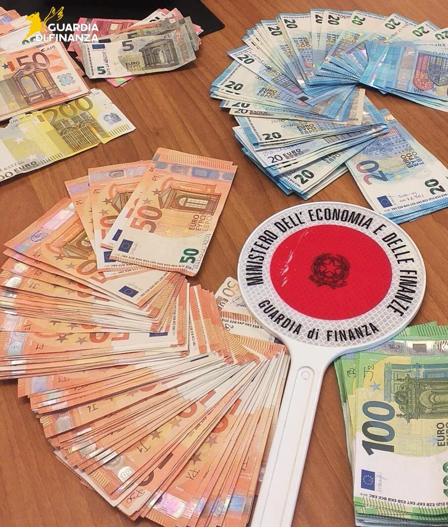 Ricostruzione privata post sisma, truffa aggravata e corruzione: 8 arresti