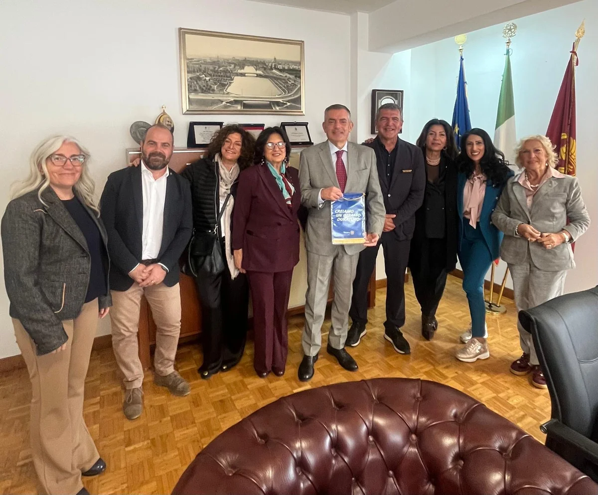 Teramo, il questore incontra il governatore 2090 Distretto del Rotary International”