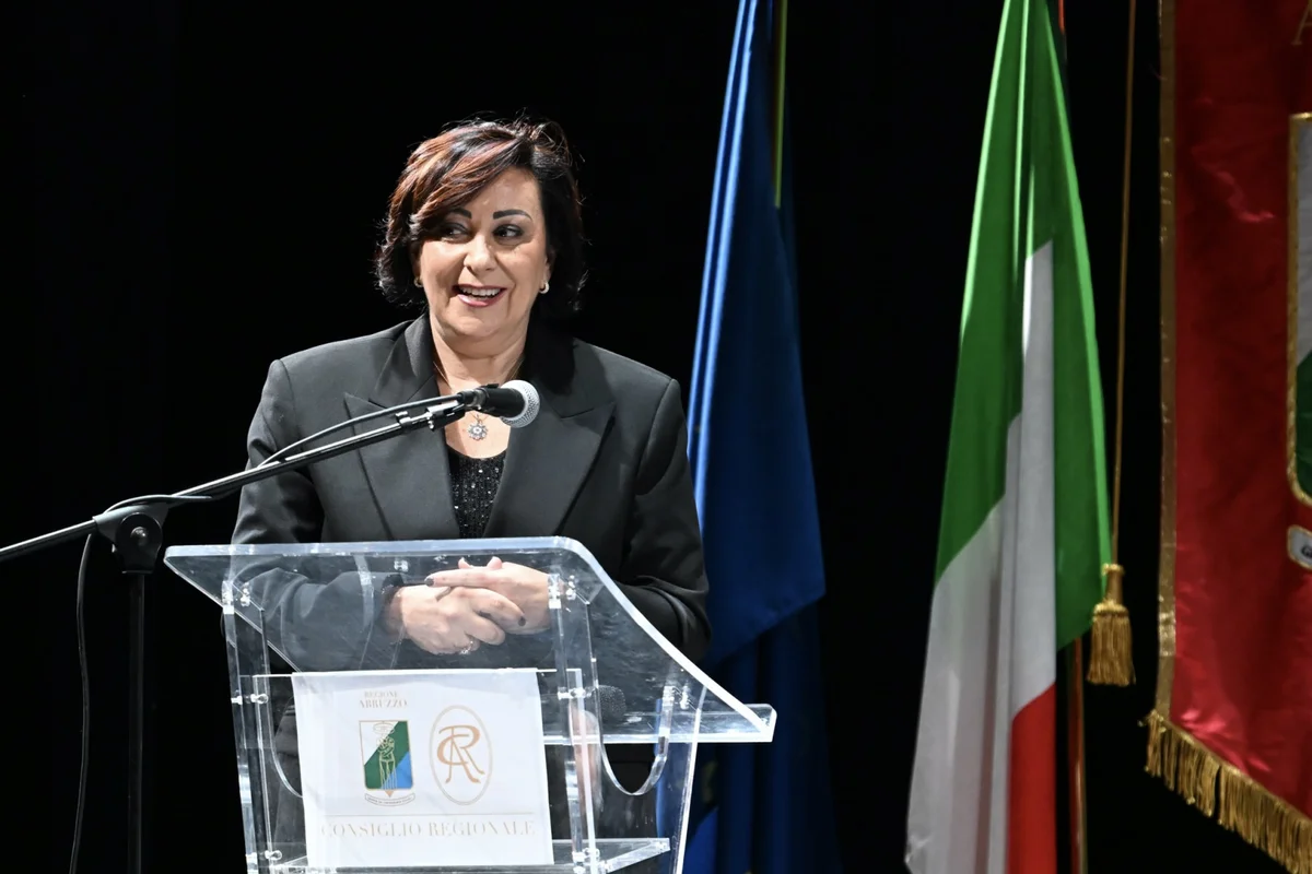 L'Ambasciatore d'Abruzzo Daniela Di Santo nominata Cavaliere dell'Ordine della Stella d'Italia dal presidente Mattarella