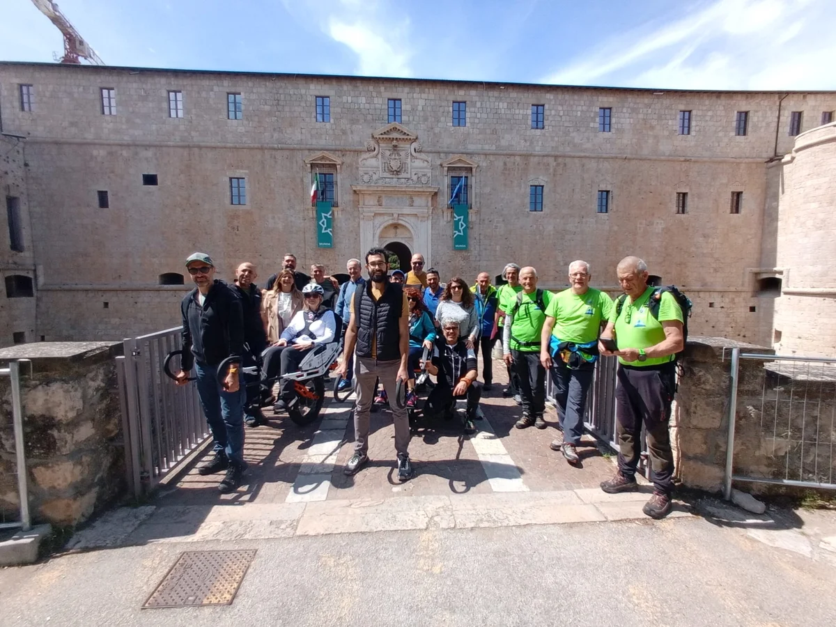 Grande partecipazione al corso per la conduzione della joëlette elettrica