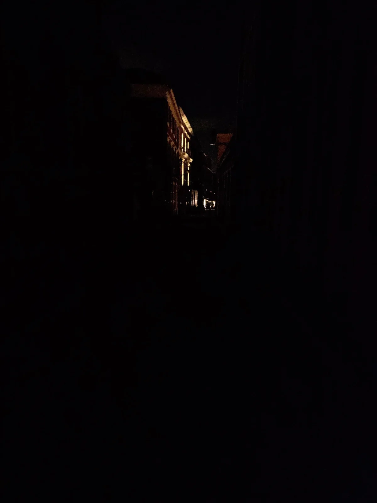 Teramo centro al buio da giorni, D'Alberto diffida nuovamente l'Enel