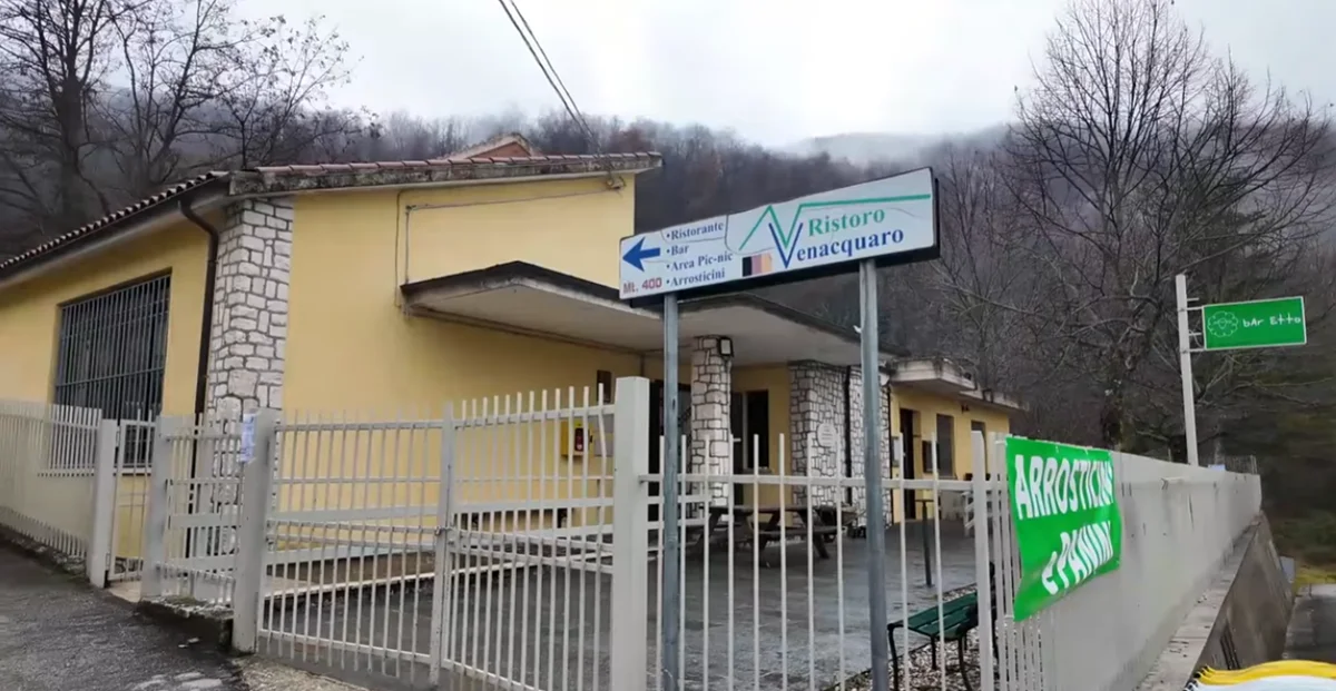 VIDEO | Intermesoli, nasce il bar ristorante "BarEtto" da una vecchia scuola