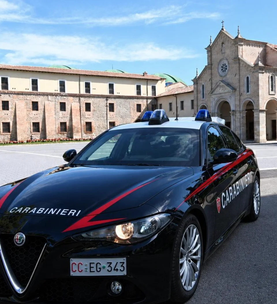 I Carabinieri sui social: due immagini dal Teramano