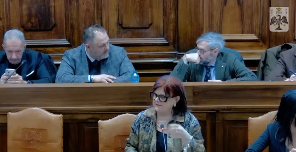 Consiglio comunale, crepa tra i gruppi di maggioranza sui tempi e l'organizzazione dell'assise