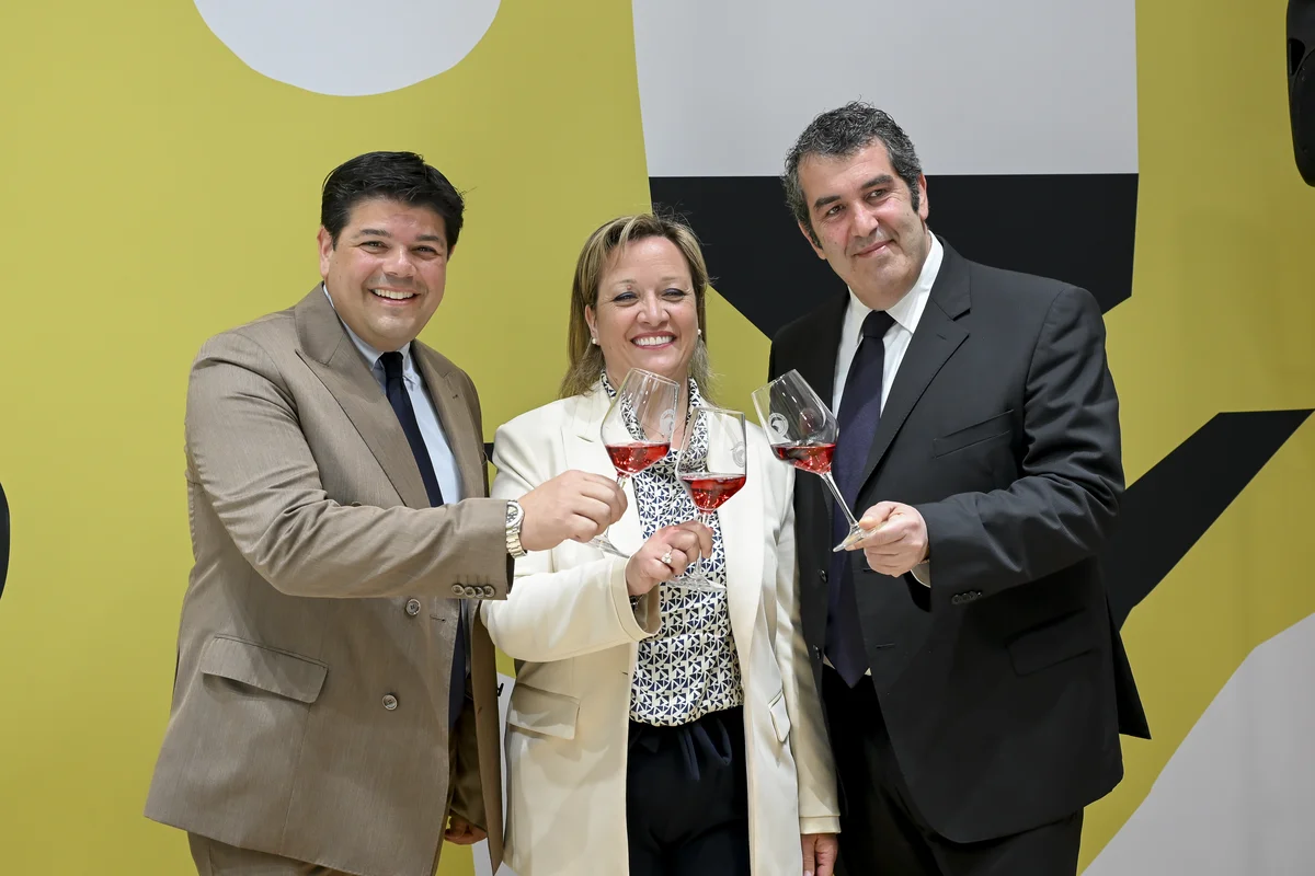 Vinitaly: l’Abruzzo si racconta tra calici, territorio, extravergine ed enoturismo