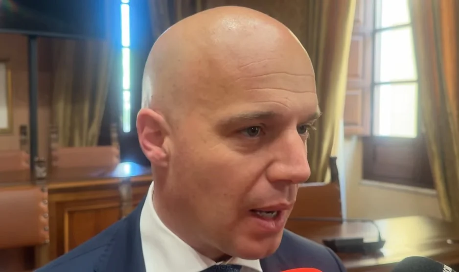 VIDEO | Assunzioni, D'Angelo rivendica il suo ruolo politico e attacca FdI