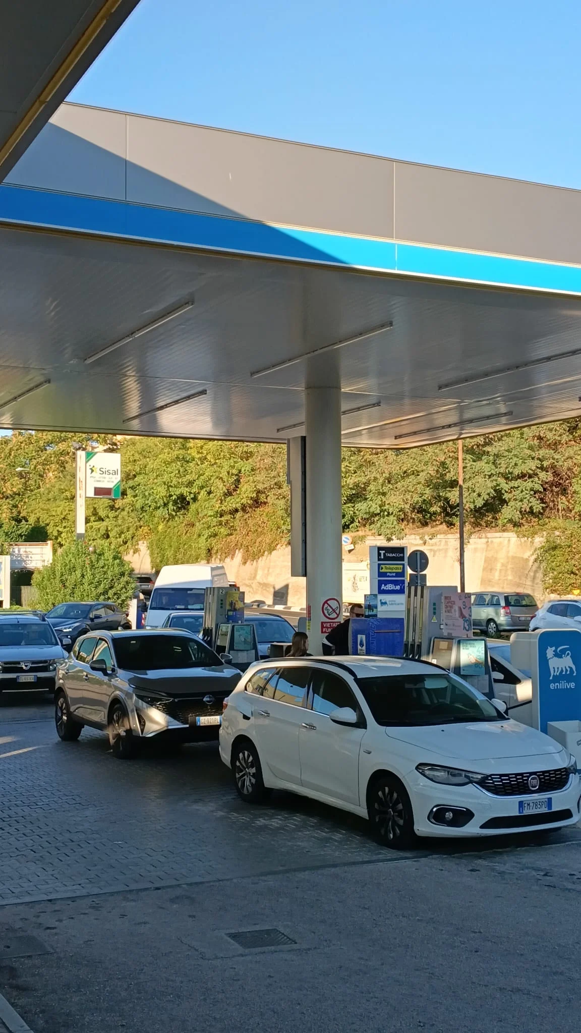 Eni, al via gli sconti sui carburanti: 2,19 €/l per il gasolio e a 1,99 €/l per la benzina