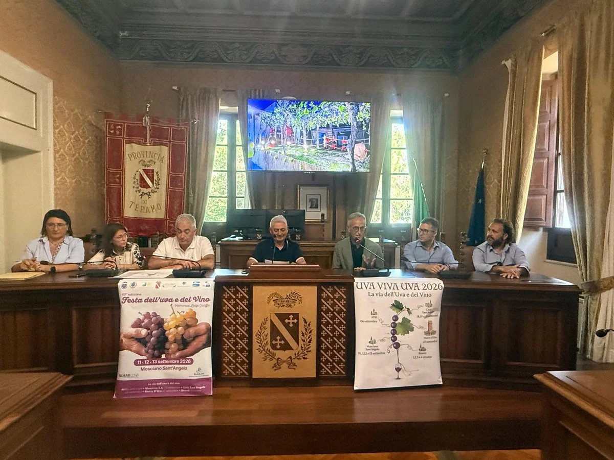 FOTO e VIDEO |Torna a Mosciano la Festa dell'Uva e del Vino: creata una via del Vino con altri 4 comuni