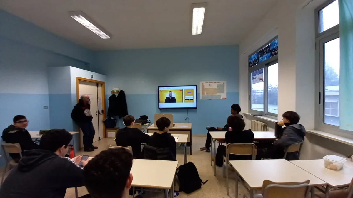 I.T.T. Alessandrini, alla 2°C il concorso “A scuola di riciclo"