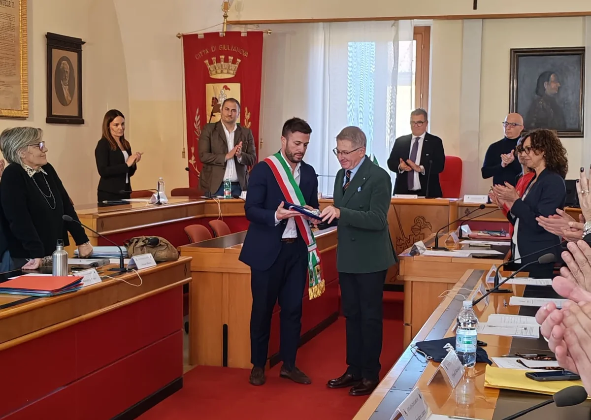 Giulianova, l'omaggio del Comune allo storico e scrittore Sandro Galantini