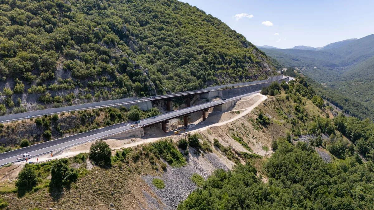 A24, riaprono sei nuovi viadotti dopo l’adeguamento antisismico