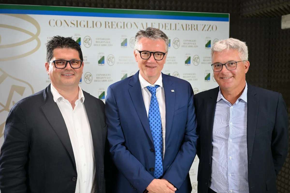 Sanità, disastro liste d’attesa in Abruzzo per Pepe, Mariani e Cavallari