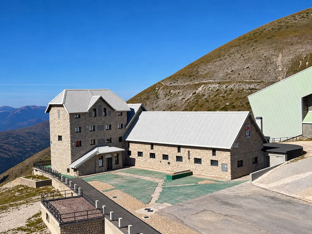 Ostello di Campo Imperatore, pubblicato l’avviso per la gestione