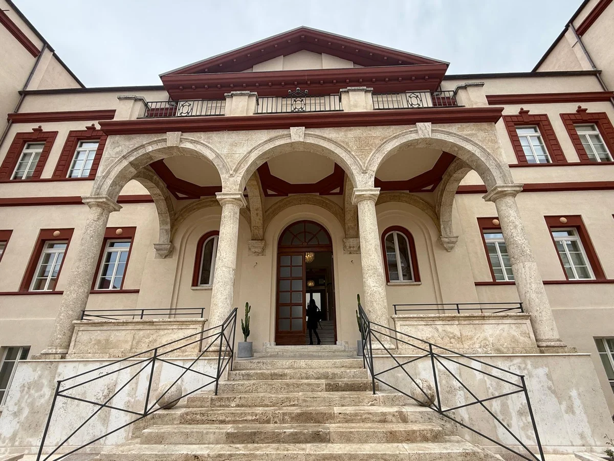 FOTO e VIDEO | Torna all'antico splendore l'Università di viale Crucioli