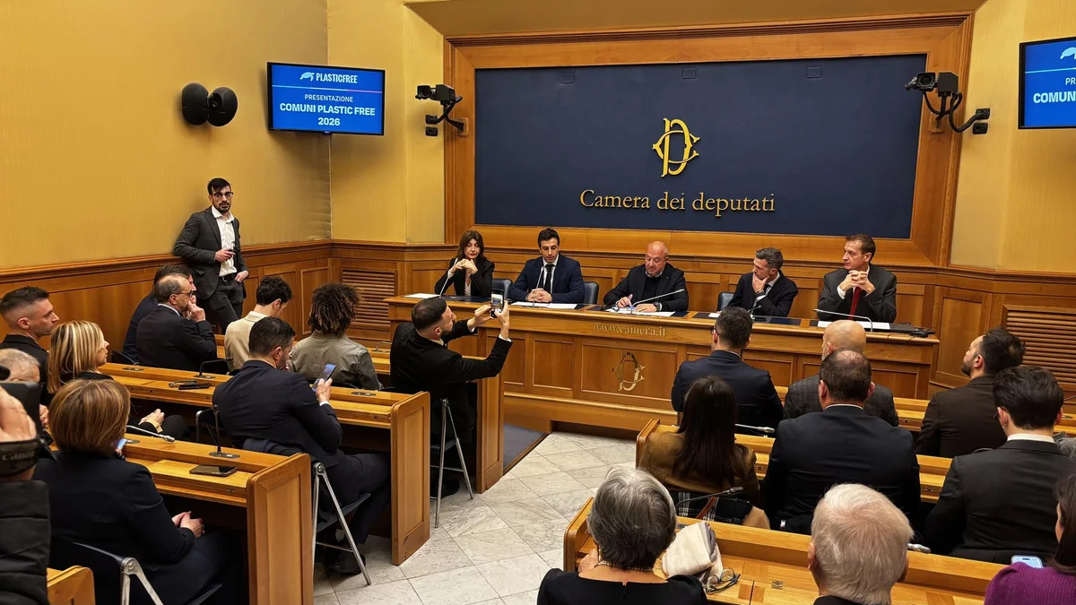 Abruzzo prima in Italia con 24 Comuni Plastic Free 2026