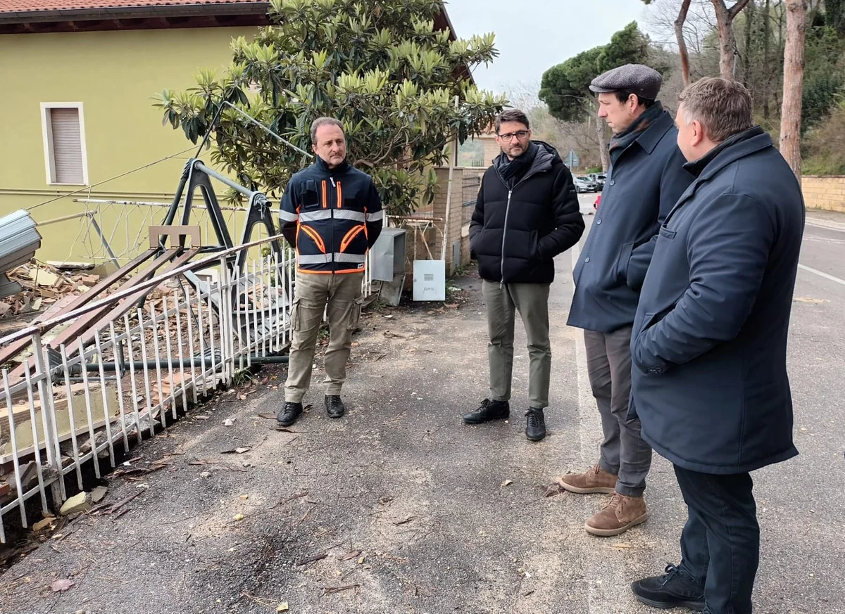 Frana di Silvi, nuovo sopralluogo: si cerca soluzione per la scuola primaria